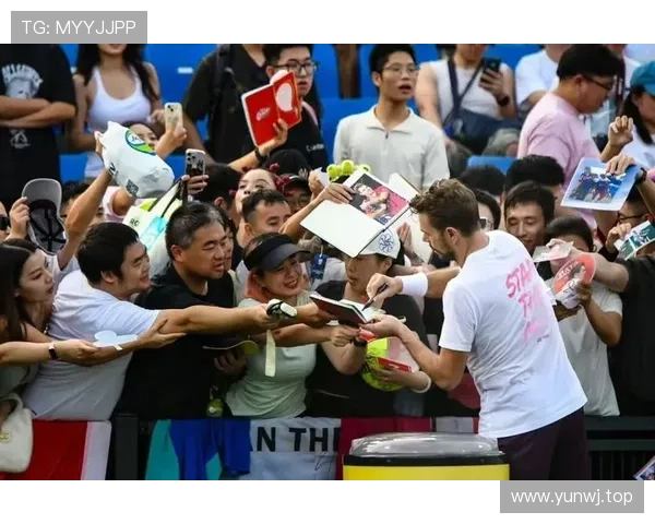 球迷激情汇聚共享精彩时刻热血沸腾的体育盛宴 球迷激情汇聚共享精彩时刻热血沸腾的体育盛宴